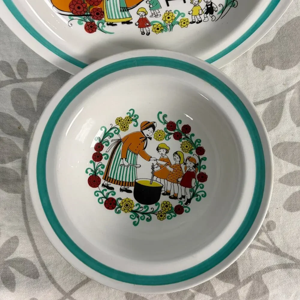 Vintage Arabia of Finland Child's Satukenka Pattern Set Raija Uosikkinen 1960s